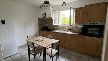 Grand studio avec véranda et parking - Photo 4