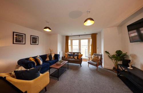 Spacious Home For Contractors,Families,Groups, Sleeps 10, Free Parking - Foto 26