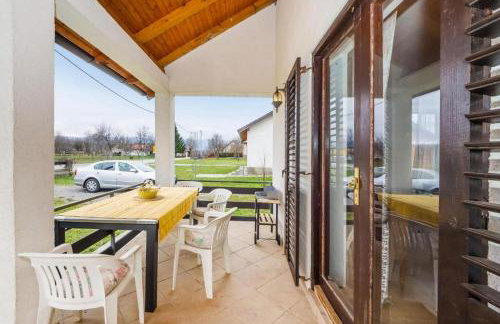 Family-friendly apartments with swimming pool Lovinac, Velebit - 21748 - Foto 12