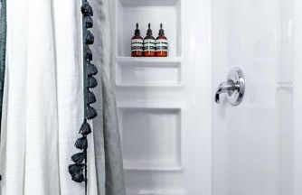 Jungle House Columbus Downtown Free Parking Sleeps 8 - Walk to Convention Center & Nationwide Arena - 1BR Short North Luxury Home - Over 5,800 Five Star Stays - Foto 66