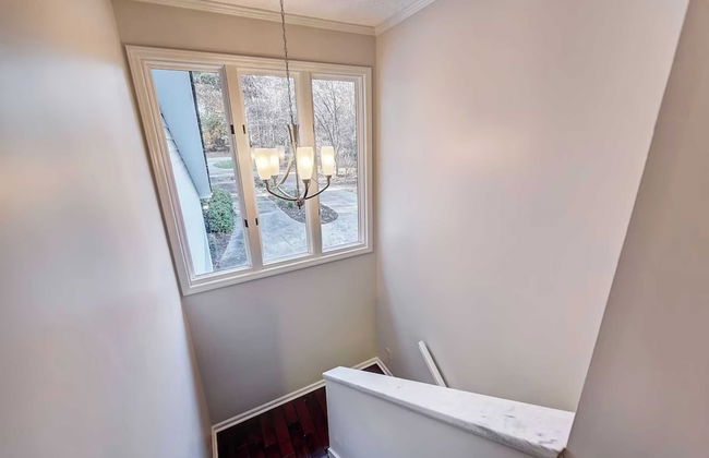 Lakefront Home Private Dock, Tiki Bar, Firepit Shore to Please by Avantstay - Foto 37