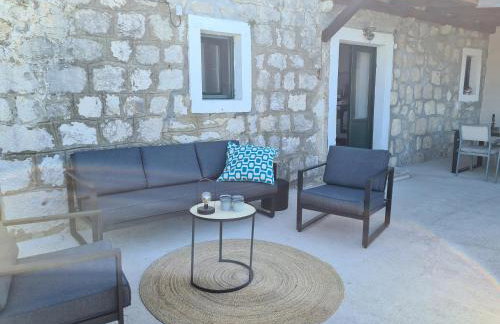 Amber's Place: cosy house with pool and sea views - Foto 24