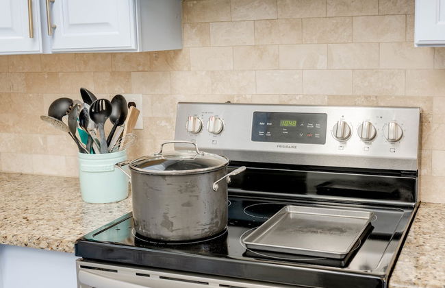 4 3 two King Beds Perfect Sunset Lake Views Pickleball Fire pit Lvl2 EV POA Pool - Foto 27