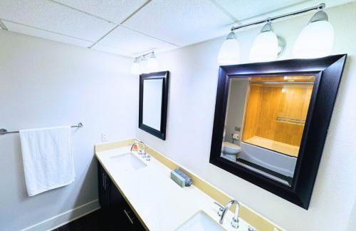 Cozy Apartment Homes On Wilshire Corridor - Foto 53