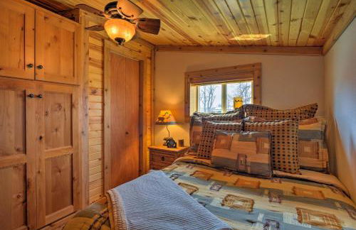 Bartlesville Cabin with Pool, Hot Tub and Trampoline! - Foto 19