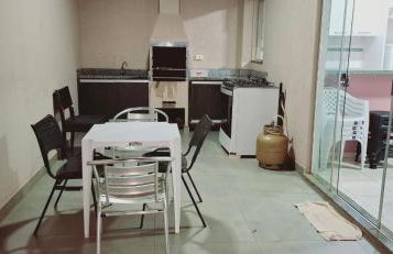 CASA - 3 quartos com ar - 2 banheiros - garagem para 2 carros - Foto 9