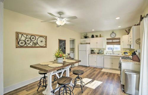 Centrally Located House in Chico with Gas Grill - Foto 7