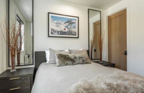 New Luxury 4BR /3BA Obsidian Reserve #110 – Hot Tub, 2-Car Garage, Pool Table, Mount Views! - Foto 36