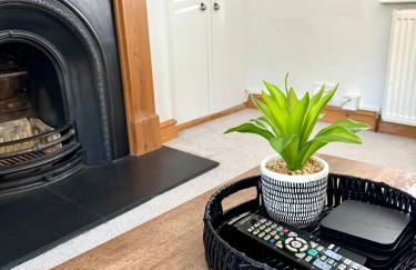 2-bedroom house in Cheltenham town centre - Photo 26