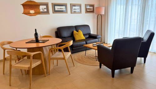 Pine Tree Seaside Apartments 500m to Beach - Foto 1