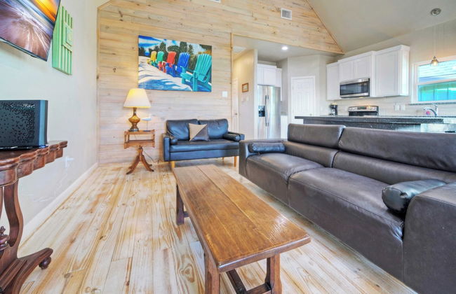 2 Homes, Sleeps 16, Shared Pool+boat Dock Laguna Village Serenity by Avantstay - Foto 7