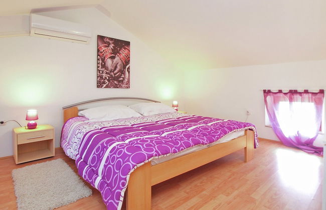 Apartment 1536 - Photo 6