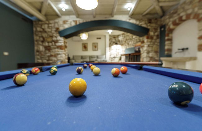 Green and Blue Villa by Wonderful Italy - Photo 64