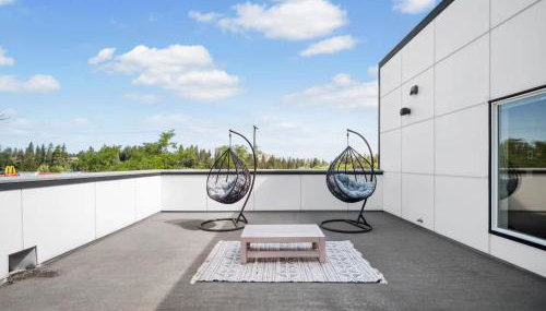 Modern Top Floor 2BR 1BA w Private Rooftop Patio South Hill Near Downtown - Foto 5