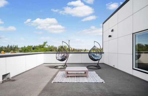 Modern Top Floor 2BR 1BA w Private Rooftop Patio South Hill Near Downtown - Foto 5