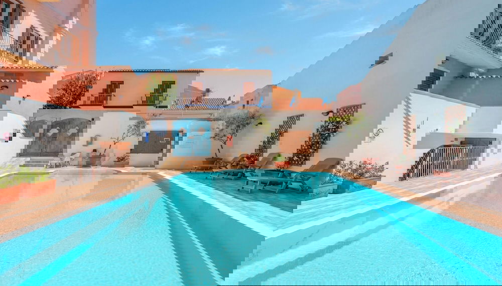 Cristal Blu Mono 3 With Shared Pool - Happy Rentals - Foto 1, Imagen principal