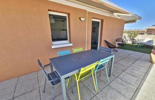 Rooftop du Lavandou - terrace and pool - Foto 35