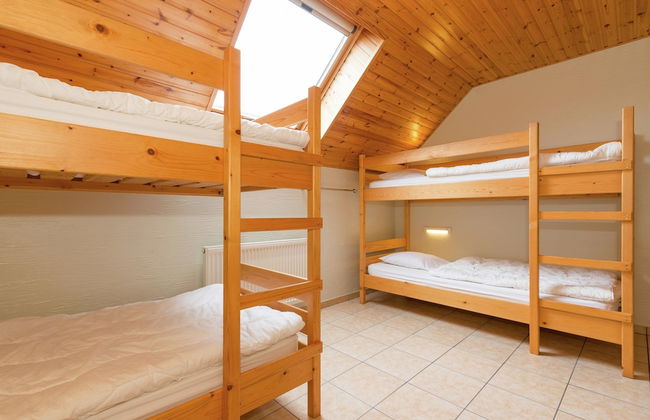 Spacious Retreat by Lake - Photo 10