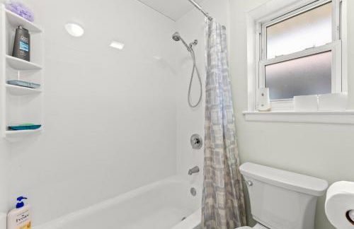 Cozy 3BR, Near NYC, Cruise Port,Statue of Liberty, Free Driveway Parking - Foto 25