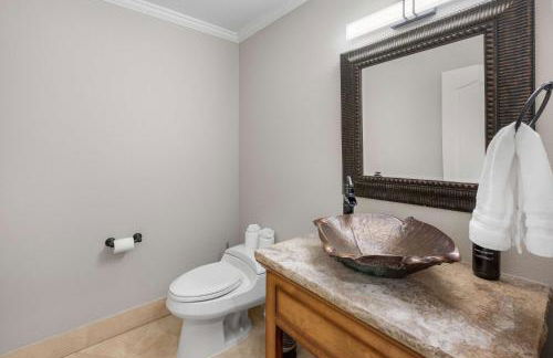 Luxury Tahoe Vacation Rental with HotTub & Lake Views - Foto 27