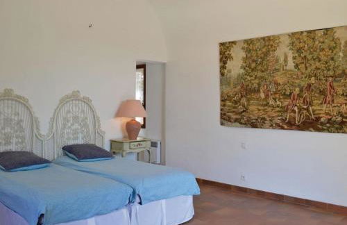 Spacious Villa for 6 - amazing pool and views - Foto 10