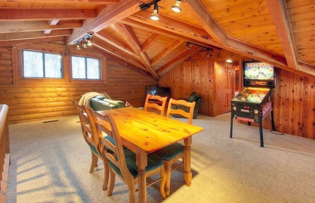 Log Cabin on the Stream - Photo 19