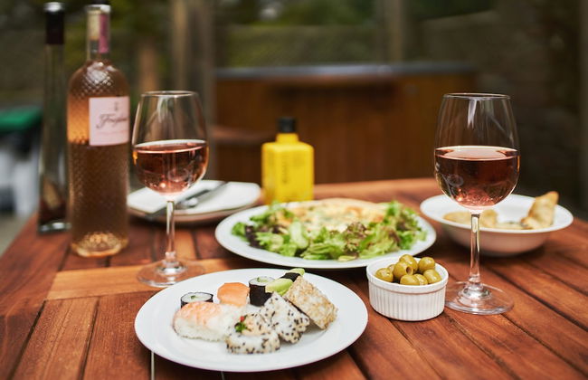 Swifts Return in Lower Ashton - Foto 38