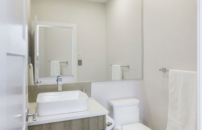 New Luxury Townhome 27 - Photo 49