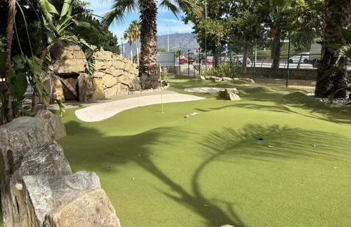 Luxury beachfront apartment with pool, sauna, fitness and gym in province Malaga, Andalusia - Photo 43