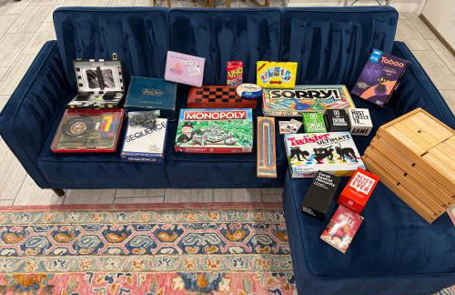 Havana House oasis with pool spa firepit game room and Mountain Views Be away from the city rules - Foto 30