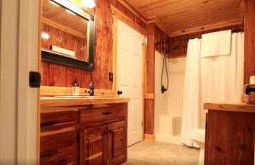 Cozy Cabin for Romantic Getaways in Alabama - Foto 3