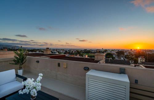 Phenomenal King, Air, Rooftop Deck, Walk to Beach - Foto 58