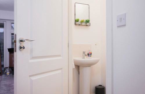 Luxurious 3-Story Townhouse, sleeps up to 10! - Foto 22