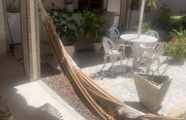 Apto no centro comercial de guriri, 2 garagens andar térreo - Foto 14