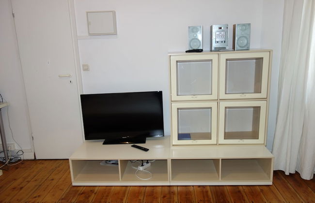 Tolstov-Hotels Media Harbour Apartment - Photo 3