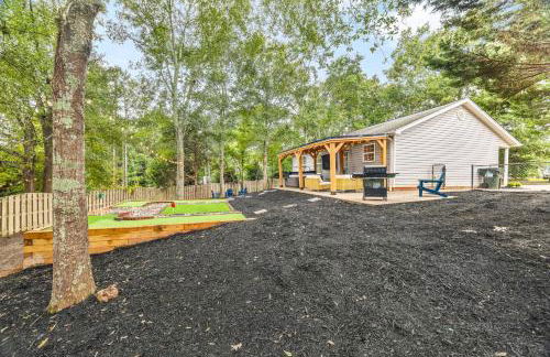 MiniGolf, HotTub, FirePit, PetFriendly, Sleeps 8 - Foto 30