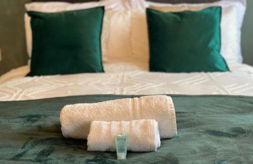 Group Contractor Stay 3 Bed House Bedford Parking WiFi - Foto 11