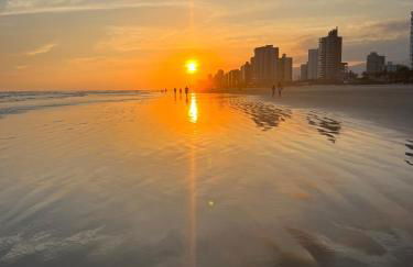 Frente Mar - 2 vagas de garagem grátis - Foto 58