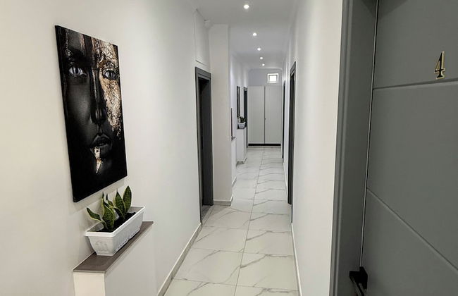 Full Moon Apartments - Foto 12