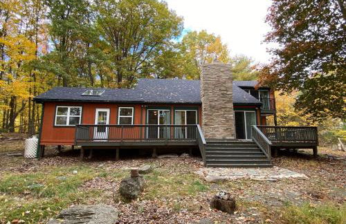 Paradise Uncovered Chalet Near Lake - Foto 48