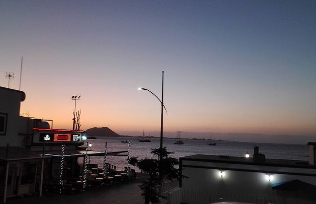 Beach Apt With Fast Wifi - Foto 10