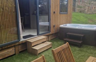 Cabane des Catalpas, jacuzzi privatif en pleine nature - Foto 1