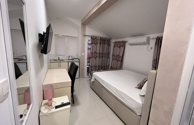 Pearl Apartments - Photo 21