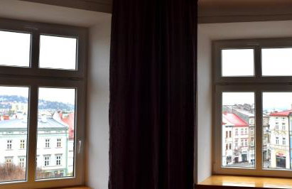 APARTAMENT GRODZKA1, 100 m2 przy przemyskim rynku z widokiem na rynek i panoramę miasta - Foto 16