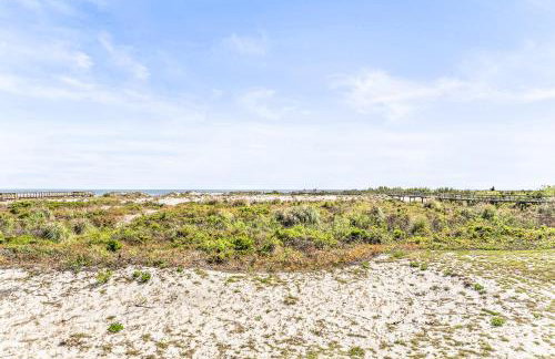 Oceanfront St Helena Island Condo with Beach Access! - Foto 22