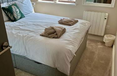 Seaside Escape - Deganwy Beach Cottage - Sea Views & Golf Course Views - Photo 7