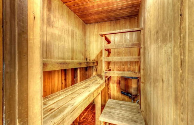 Spacious 8 bdrm Cottage with Private Beach Access, BBQ, Hot Tub, Sauna, Pet friendly - Foto 12