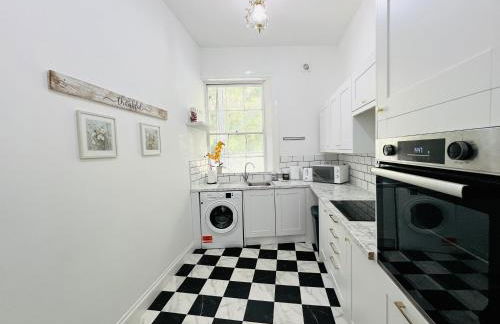 Flat 3 Marine Parade House, 1 East Cliff - Next to Dover Port, White Cliffs, Beach, Castle - Foto 23