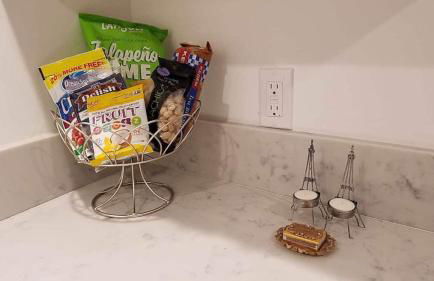 3 bedroom with Hot Tub and Video game console 10 minutes from Rodeo Drive Beverly Hills - Photo 34