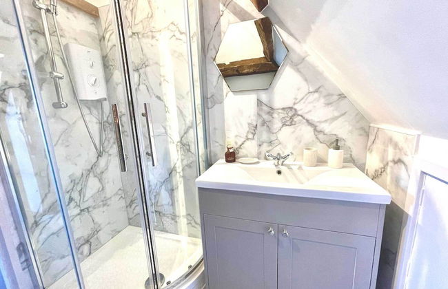 Walnut Tree House - Photo 20